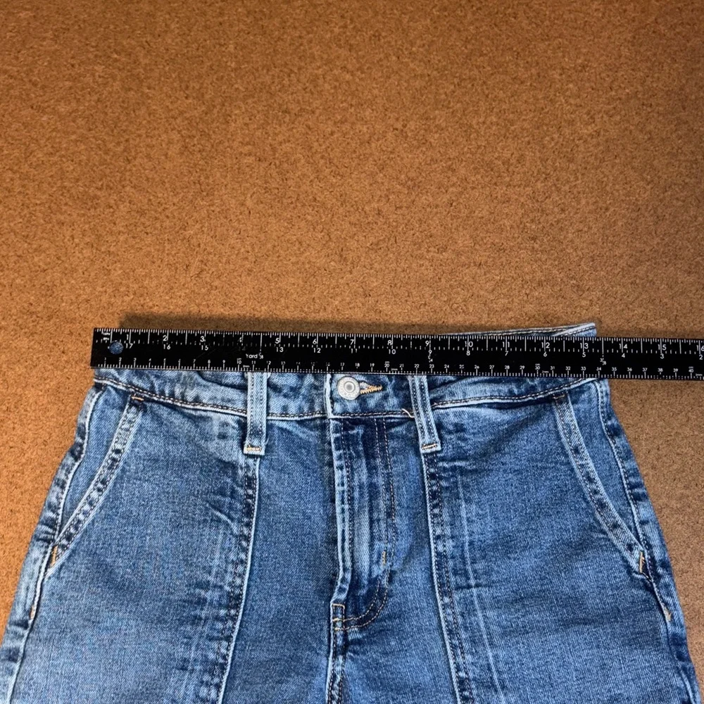 Old Navy Women's SZ 4 OG Loose High Rise Boyfriend Jeans Front Patch Pockets